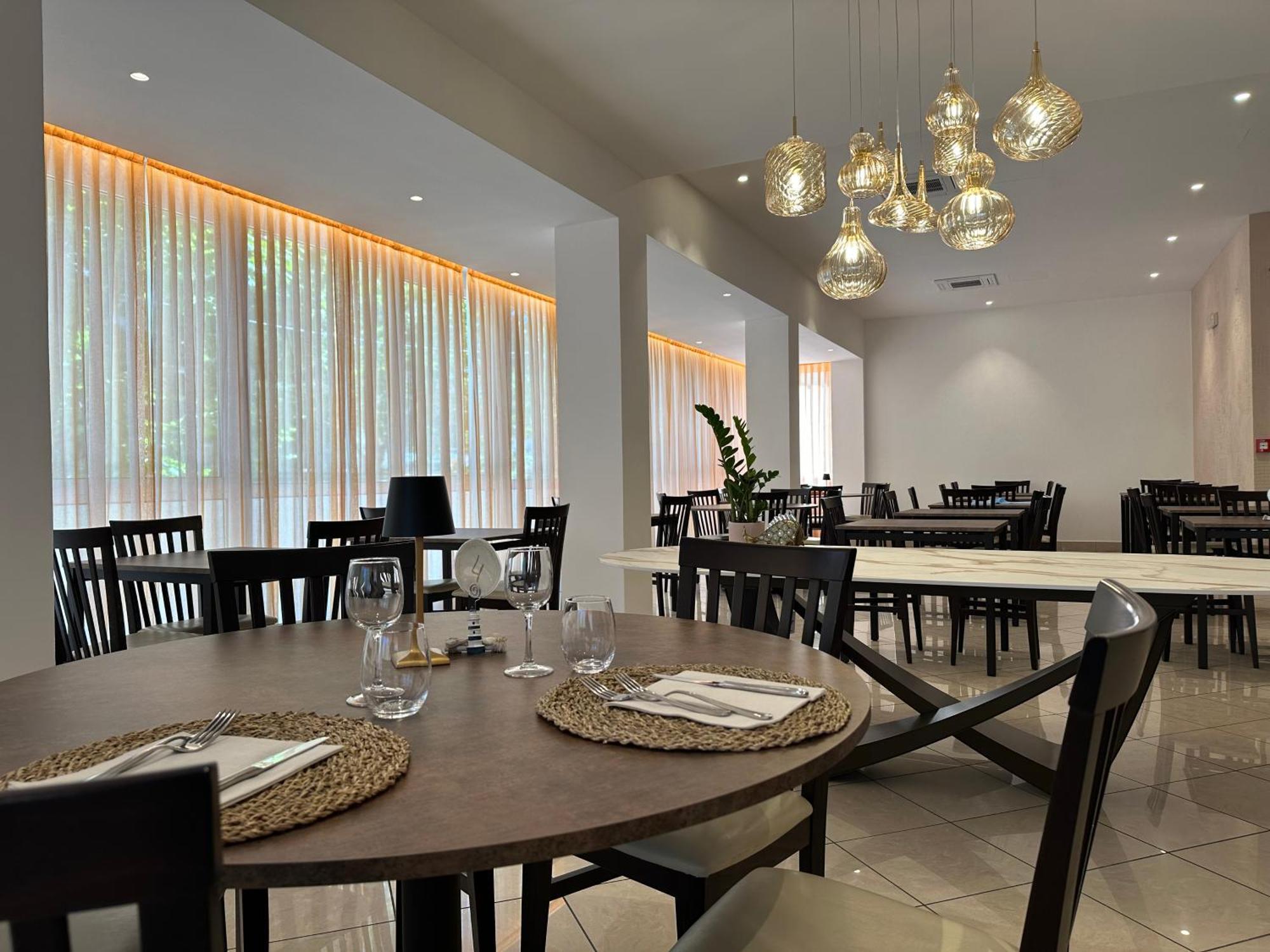 Hotel Villa Tosi Bellaria-Igea Marina Ngoại thất bức ảnh