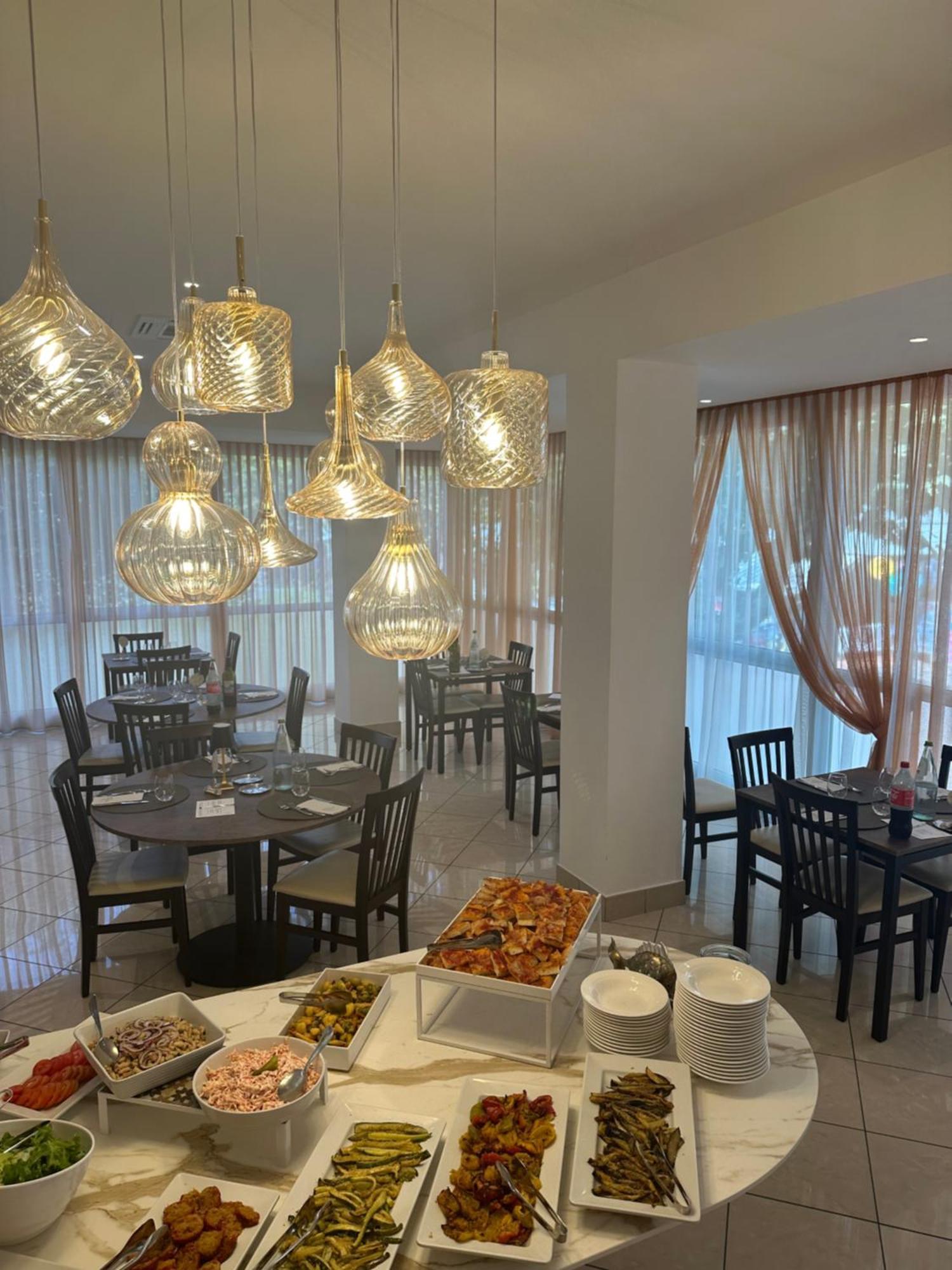 Hotel Villa Tosi Bellaria-Igea Marina Ngoại thất bức ảnh
